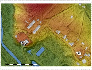 DOMANICE, zamek z folwarkiem w otoczeniu wałów, stawów i fos na tle numerycznego modelu terenu, oprac. Piotr Błoniewski