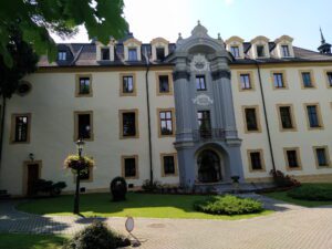 KAMIEŃ ŚLĄSKI, wschodnia fasada zamku – stan lipiec 2023 (fot. P. Siemko)