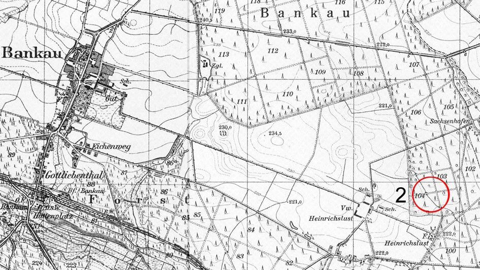 Bąków. Fragment mapki Messtischblatt z lokalizacją obiektów (oprac. D. Nowakowski, Katalog Zamków i Dworów Obronnych Śląska [https://zamki.pwr.edu.pl/]. Licencja: CC BY-SA 4.0 [https://creativecommons.org/licenses/by-nc/4.0/])