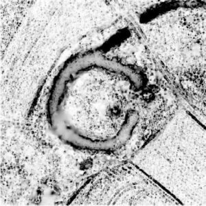 GÓRZYN, , sky view factor (stopień widoczności nieba) stanowiska na podstawie numerycznego modelu terenu (oprac. M. Legut-Pintal, P. Rajski, Katalog Zamków i Dworów Obronnych Śląska [https://zamki.pwr.edu.pl/]. Licencja: CC BY-SA 4.0 [https://creativecommons.org/licenses/by-nc/4.0/])