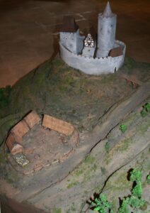 BARDO, st. 3, zamek i podzamcze na Górze Kalwarii na makiecie w Muzeum Archeologicznym we Wrocławiu, fot. A. Boguszewicz