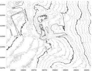 GRZĘDY,plan warstwicowy otoczenia stanowiska (oprac. M. Legut-Pintal, P. Rajski, Katalog Zamków i Dworów Obronnych Śląska [https://zamki.pwr.edu.pl/]. Licencja: CC BY-SA 4.0 [https://creativecommons.org/licenses/by-nc/4.0/])