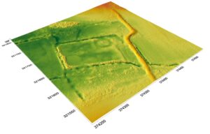 KOWALÓW, cieniowany model reliefu otoczenia stanowiska (oprac. M. Legut-Pintal, P. Rajski, Katalog Zamków i Dworów Obronnych Śląska [https://zamki.pwr.edu.pl/]. Licencja: CC BY-SA 4.0 [https://creativecommons.org/licenses/by-nc/4.0/])