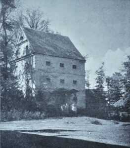 LUBSKA, widok wieży (spichlerza) wg fotografii z 1941 r. (za: Altschlesische Blätter 1941, Abb. 110)