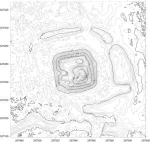 CZARNY BÓR, plan warstwicowy stanowiska (oprac. M. Legut-Pintal, P. Rajski, Katalog Zamków i Dworów Obronnych Śląska [https://zamki.pwr.edu.pl/]. Licencja: CC BY-SA 4.0 [https://creativecommons.org/licenses/by-nc/4.0/])