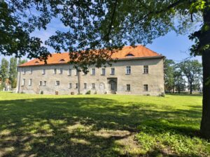 BIELAWA, pałac, elewacja płd.-zach., 2023 rok (fot. Marek Bogdała)