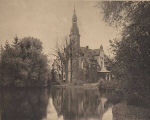 WOJCIESZÓW, pałac Stöckel, widok elewacji południowej; źródło: R. Weber, Schlesische Schlösser, Bd. 3, Dresden: Verl. des Deutschen Schlösser Albums, 1909, Tafel: 91, wolny dostęp Cyfrowa Biblioteka Narodowa POLONA