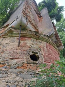 PIELASZKOWICE, narożnik nadbudowy bastei (fot. M. Chorowska)