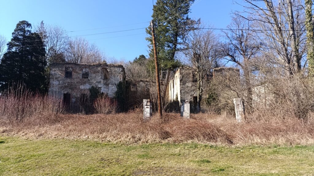 GRODZISZCZE, widok dworu od południa (fot. M. Legut-Pinta