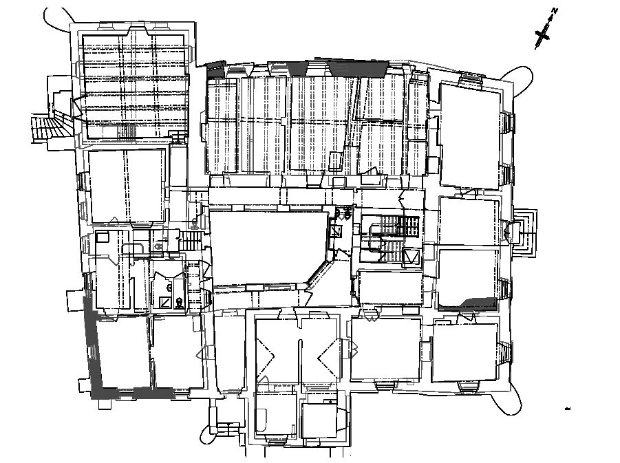 PIOTROWICE NYSKIE, rzut przyziemia dworu z zaznaczonymi murami późnośredniowiecznej fazy (oprac. M. Legut-Pintal)