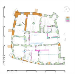 Janowiec (Bobrzany). Rozwarstwienie chronologiczne faz rozbudowy: 1 – koniec XV w., 2 – 1544-1570, 3 – 1 ćwierć XVII , 4 – pocz. XIX w., 5 –XIX-XX (za Błoniewski 2020)