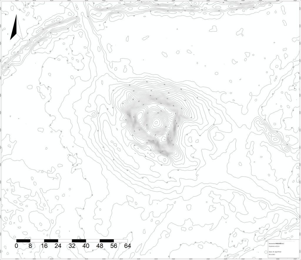 PRZECHÓD, nr 1, plan warstwicowy otoczenia stanowiska (oprac. M. Legut-Pintal, Katalog Zamków i Dworów Obronnych Śląska [https://zamki.pwr.edu.pl/]. Licencja: CC BY-NC 4.0 [https://creativecommons.org/licenses/by-nc/4.0/])