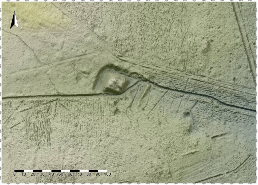 BĄKÓW, st. 2, cieniowany model reliefu stanowiska (oprac. M. Legut-Pintal, Katalog Zamków i Dworów Obronnych Śląska [https://zamki.pwr.edu.pl/]. Licencja: CC BY-NC 4.0 [https://creativecommons.org/licenses/by-nc/4.0/])