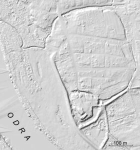 URAZ, numeryczny model miasteczka i zamku (za: https://geoportal.gov.pl)