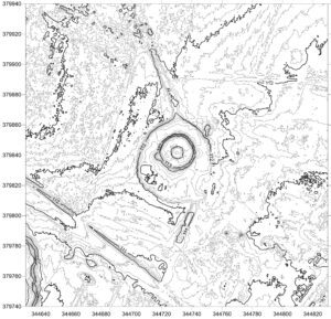 WAŁY, plan warstwicowy otoczenia stanowiska (oprac. M. Legut-Pintal, P. Rajski, Katalog Zamków i Dworów Obronnych Śląska [https://zamki.pwr.edu.pl/]. Licencja: CC BY-SA 4.0 [https://creativecommons.org/licenses/by-nc/4.0/])