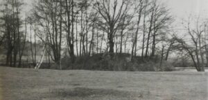 WAŁY, widok obiektu od strony zachodniej wg fotografii z 1972 r. (archiwum WUOZ Wrocław)