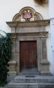 ŚWIDNICA, renesansowy portal zamkowy 1537 r. (Chorowska, Lasota 2013, s. 128, il. 66)
