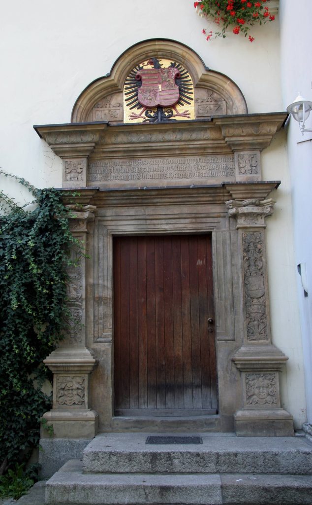 ŚWIDNICA, renesansowy portal zamkowy 1537 r. (Chorowska, Lasota 2013, s. 128, il. 66)